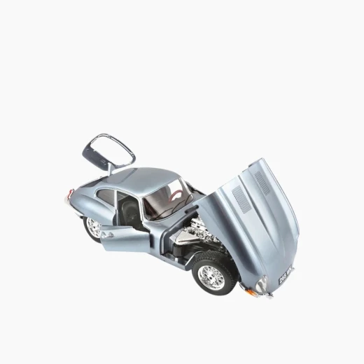 Bburago Jaguar "E" Coupe (1961) Die-Cast Model Car – 1:18 Scale – Features opening doors and hood – Model 18-12044 - Bburago - Image 15