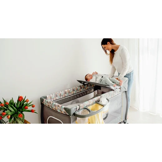Lionelo Baby Crib Sven Plus Beige Latte 2 in 1 Travel Cot and Playpen Compact Steel Structure with Sensory Toys and Accessories 127cm x 71cm x 86cm - LIONELO - Image 2
