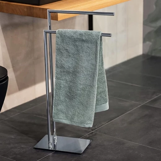 Wenko Recco Freestanding Steel Towel Rack | Shiny Chrome Dual-Rail Stand - Wenko - Image 3