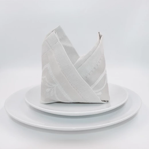 Nova Home Irene Table Napkins Set - 6pcs - 42x42 Cm - Stone Nova Home Irene Table Napkins Set - 6pcs - 42x42 Cm - Stone
