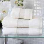 Nova Home Utopia Towel with Silver Details - 100% Cotton - 50x90 Cm - Ivory & Silver - Nova Home