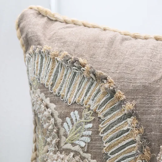 نوفا هوم "Tapestry" غطاء وسادة مطرز يدوياً - 35x60 سم - بني - نوفا هوم - Image 3