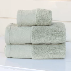 Nova Home Enigma Jacquard Towel with Leafs Details - 100% Cotton - 50x90 Cm - Light Green