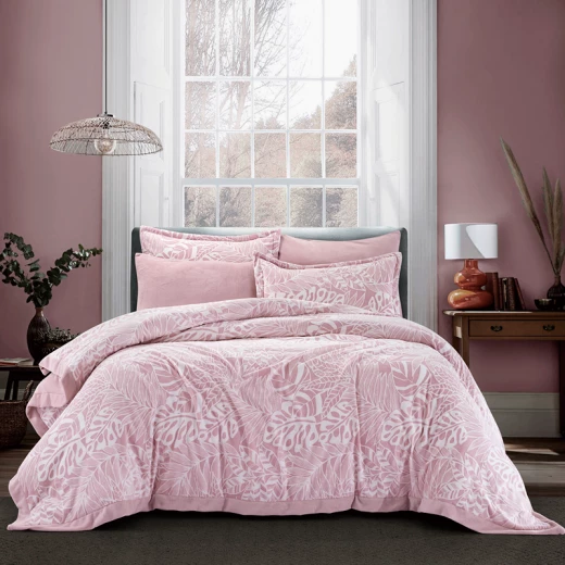 Nova Home Zante Winter Jacquard Flannel Comforter Set - 6 Pcs - King/Super King - Pink Nova Home Zante Winter Jacquard Flannel Comforter Set - 6 Pcs - King/Super King - Pink