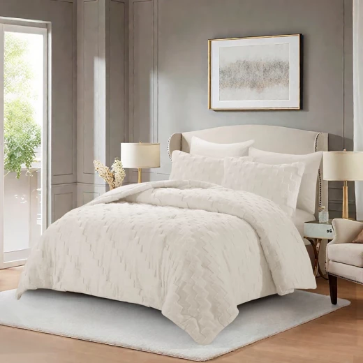 Nova Home Albina Winter 3D Jacquard Rabbit Fur Comforter Set - King/Super King - White - Nova Home - Image 2