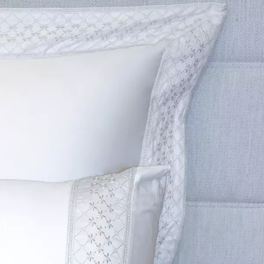 نوفا هوم Cotton Prime طقم وجه لحاف - قطن 100% ، 400 خيط لكل انش مربع - مجوز & مجوز كبير - 7 قطع - أبيض - نوفا هوم - Image 6