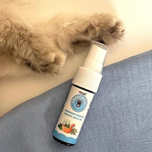 Natural perfume natural fragrance in a pocket-sized size that fits all pets. Natural perfume natural fragrance in a pocket-sized size that fits all pets.