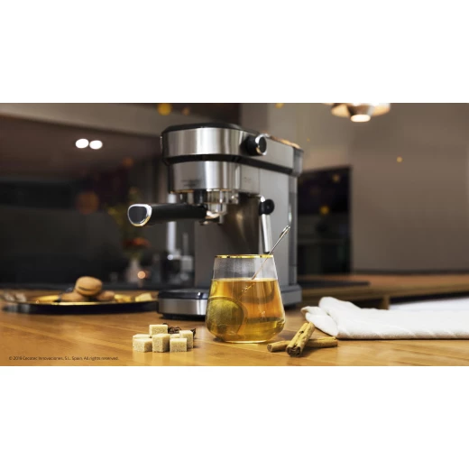 Cecotec Cafelizzia 790 Steel Espresso Coffee Machine — 20-Bar ForceAroma Pump, Fast Thermoblock Heating System, Steam Wand for Milk Frothing and Cappuccinos, 1.2 L Removable Water Tank, Stainless Steel Body with Cup-Warming Tray, - Cecotec - Image 6