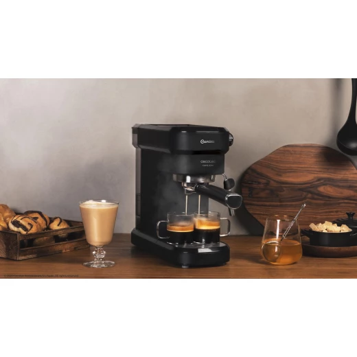Cecotec Cafelizzia 790 Black Espresso Coffee Machine — 20-Bar Pump, Thermoblock System, Steam Wand, 1350W, Compact & Elegant Design - Cecotec - Image 4