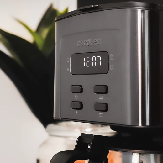 ماكينة تحضير القهوة الرقمية Cecotec Coffee 56 Time، بقوة 800 واط، وتقنية ExtremeAroma، وإبريق زجاجي مقاوم للحرارة سعة 1.3 لتر (12 كوبًا) - سيكوتك - Image 6