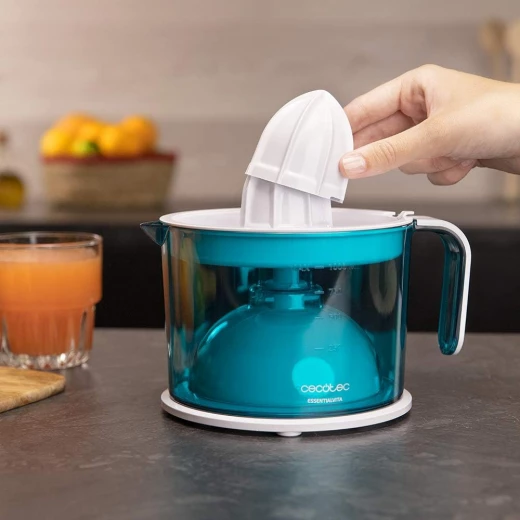 Cecotec EssentialVita Adjust White – Electric Citrus Juicer, 40W Dual Interchangeable Cones | 1L BPA-free Container with Measurement Marks | Pulp Filter | Anti-Drip Spout & Dust-Proof Cover - Cecotec - Image 3