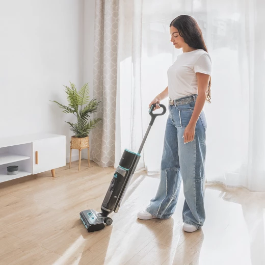 Cecotec FreeGo Wash&Vacuum Cordless Electric Mop with Vacuum Function, 200 W Power, Up to 35 min Runtime, Wet Jalisco Roller Brush, Automatic Water Spray System - Cecotec - Image 7