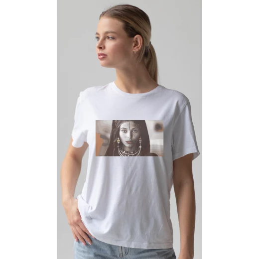 ديزاينليس - جرافيك تيشيرت XXL ديزاينليس - جرافيك تيشيرت XXL