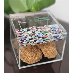 صندوق هدايا تذكاري بدون تصميم من عمّان - أكريليك شفاف مع غطاء مطبوع، مقاس 10×10×8 سم