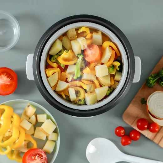 طباخة أرز جيباس متعددة الوظائف 0.6 لتر 300 واط مع قدر بخاري، أبيض - جيباس - Image 8