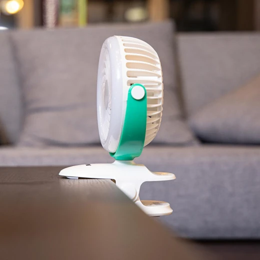 Geepas Rechargeable 2-in-1 Clip & Desk Fan, 36-LED Light, 7H Runtime, 1200mAh GF21137 - GEEPAS - Image 4