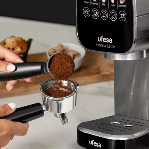 Ufesa Sienna Latte Espresso Coffee Machine with Thermoblock Heating System, 15-Bar Pressure & Professional Milk Frother - Ufesa - Image 6
