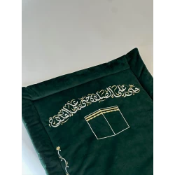 اخضر زيتي