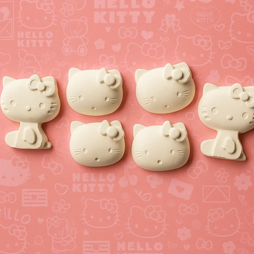 Sensoria, Hello Kitty Package , 50 Hello Kitty small heads for coloring - sensoria - Image 6
