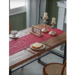 مفرش طاولة مورد دانتيل كلاسيك – أحمر 33×110 سم