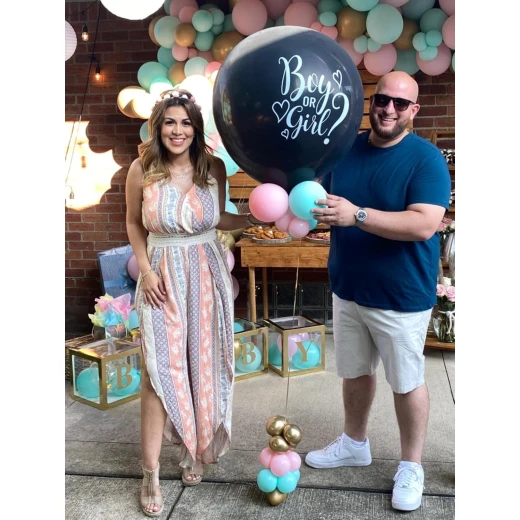 Gender Reveal Balloon Our Baby is a Boy or Girl with Confetti - Generic/unbranded - Image 2