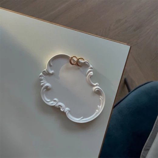 Niveole Baroque Decorative Gypsum Tray – 100% Handmade, Vintage Candle, Perfume and Jewelry Vanity Tray for Coffee Table, Elegant Home Gift - Niveole - Image 3
