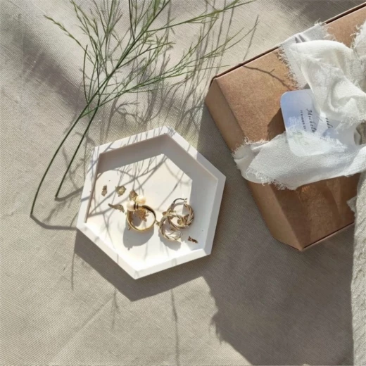 Niveole Classic Octagon Decorative Gypsum Coaster – 100% Handmade, Cup and Candle Base for Modern Coffee Table Décor, Elegant Home Gift - Niveole - Image 4