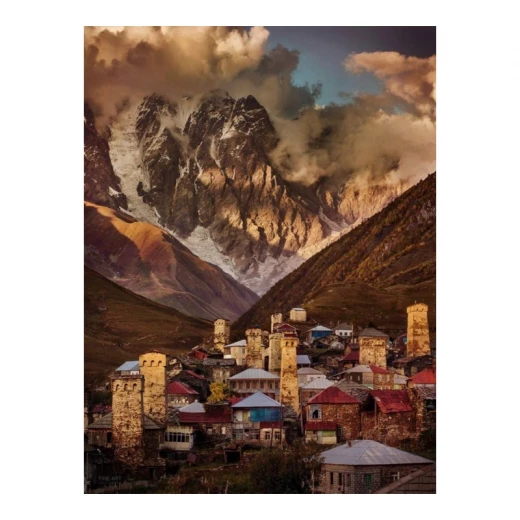 New York National Geographic Puzzle 1000 Pieces Ushguli Georgia - New York Puzzle Company - Image 4