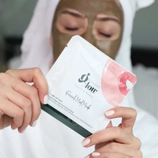 قناع طين البحر الميت للوجه الذي يحتوي على حمض الهيالورونيك(12 كيس 50 غرام لكل كيس) قناع طين البحر الميت للوجه الذي يحتوي على حمض الهيالورونيك(12 كيس 50 غرام لكل كيس)