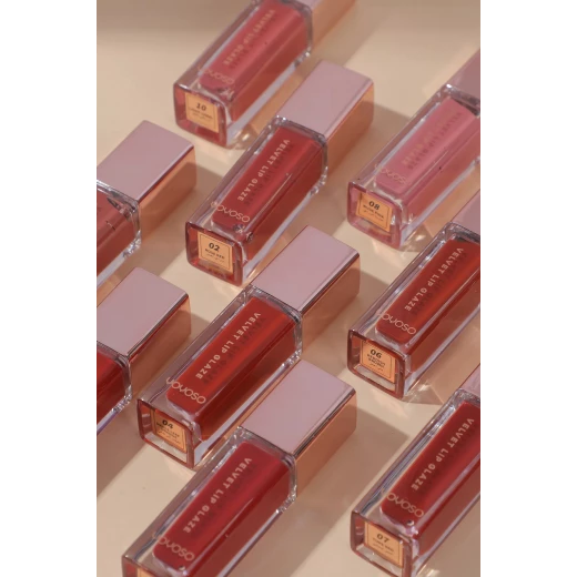 ملمع شفاه مخملي 03 أحمر قرميدي من يويوسو - يويوسو - Image 2