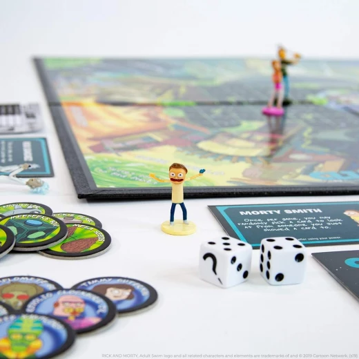Rick and Morty Cluedo Mystery Board Game for Adults and Teens, 2-6 Players, Ages 17+, Solve Who Stole the Plans! - Rs Toys - Image 3