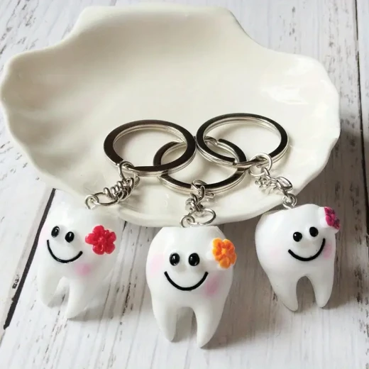 Cute Tooth-Shaped Keychains - Resin joyful Face & Flower Decor Key Rings - Rs Toys - Image 2