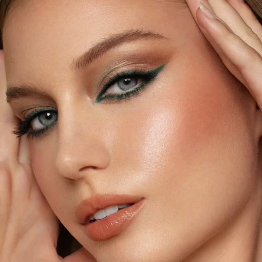 FARMASi Oasis Collection Lost Lagoon Eyeshadow Palette – 8.1 g / 0.29 oz – 9 Highly Pigmented Green, Teal, and Neutral Shades – Matte and Shimmer Finishes, Long-Lasting, Blendable Eye Makeup - Farmasi - Image 2