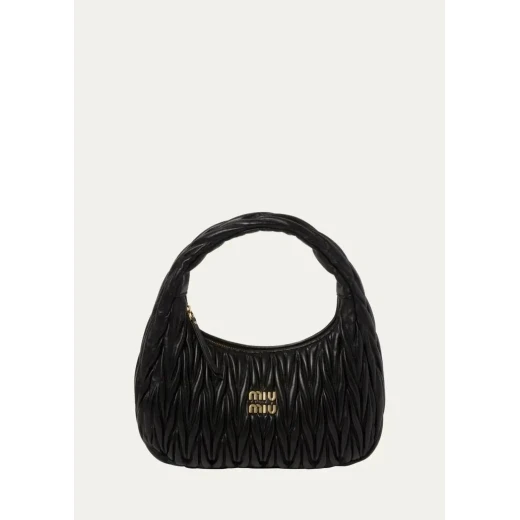 A luxurious women's handbag crafted from textured leather with a sophisticated, modern design - Master Copy stamped A luxurious women's handbag crafted from textured leather with a sophisticated, modern design - Master Copy stamped
