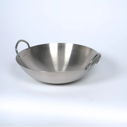 صاجية قطر 36 سم مع مقابض من عتاد صاجية قطر 36 سم مع مقابض من عتاد