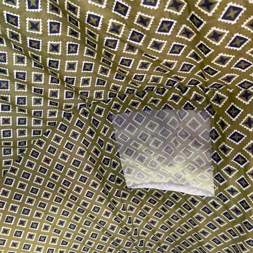 خيمة المبيت الحديثة قماش قطني 2.4×1.2×1 م – متينة وسهلة التركيب بلون رمادي × ليموني - عتاد - Image 3