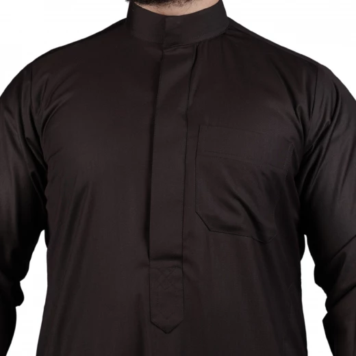 ثوب بني سادة مقاس (ميديوم) بتصميم كلاسيكي أنيق ‏– من مدراز - مدراز - Image 2