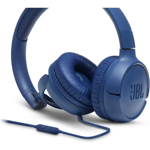 سماعات JBL Tune 500 سلكية فوق الأذن بصوت Pure Bass وتصميم خفيف الوزن وقابل للطي وكابل مسطح مانع للتشابك ومساعد صوتي باللون الأزرق - جي بي ال - Image 4