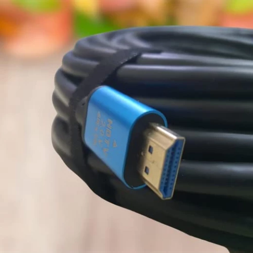 كابل HDMI 2.0 عالي الأداء بطول 10 متر يدعم دقة 4K فائقة الوضوح بتردد 60 هرتز سرعة نقل بيانات عالية 18 جيجابت في الثانية. تعبئة صندوق الألوان للحماية والراحة. - Image 3
