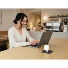 Belkin BoostCharge Pro Dual GaN 45W Charger with Retractable 0.8m USB-C Cable and Extra USB-C Port, Fast Charging, White - Belkin - Image 2