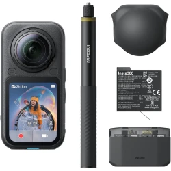 مجموعة INSTA360 X6 الأساسية لكاميرا 360 درجة | كاميرا بدقة 8K + بطاريتان فائقتان + عصا سيلفي غير مرئية بطول 114 سم + غطاء عدسة + حافظة شحن سريع + حقيبة + كابل USB-C + ضمان ممتد - أسود